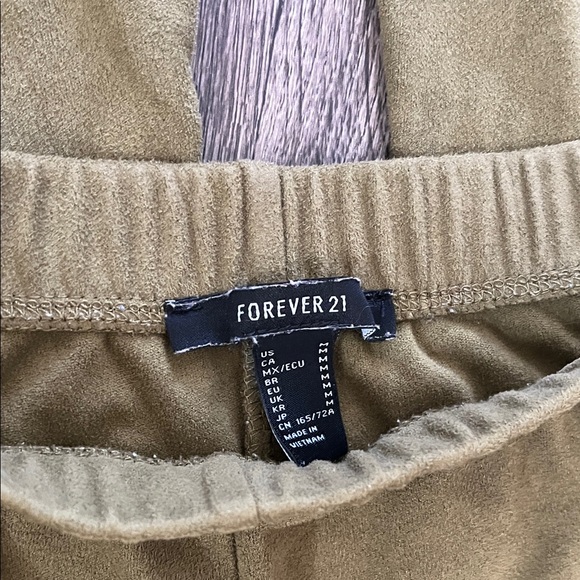 Forever 21 Velvet Elastic Waist Pants - Picture 2 of 4